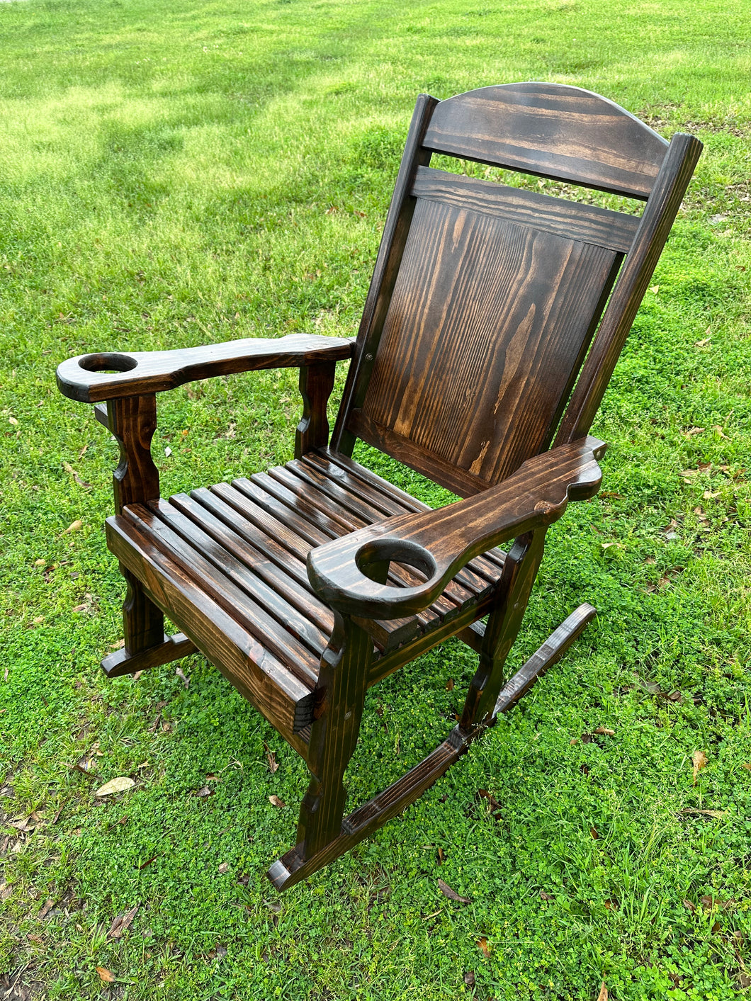 New pattern mahogany rocking chair