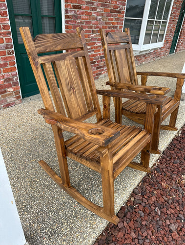 2 shingle chairs