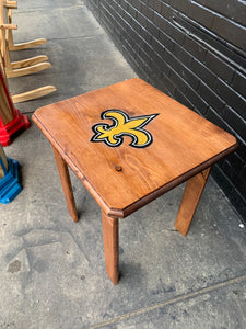 2  stained rocking chairs and coffee table