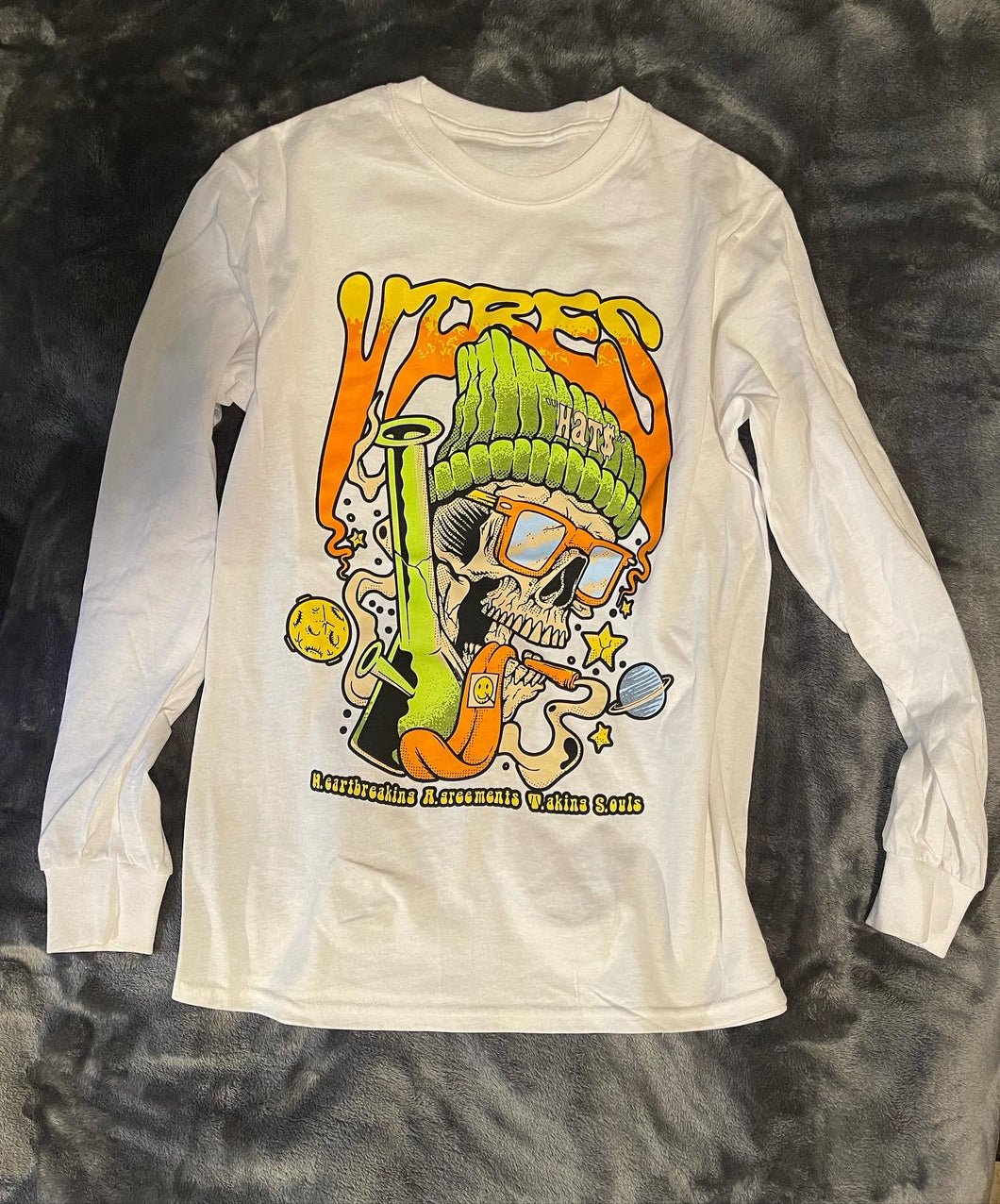 01 vibes wizard White long sleeve premium tee