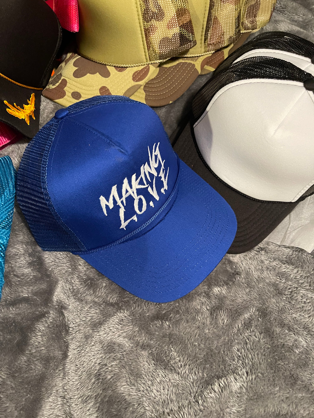 01 Royal blue edition ML premium Trucker Hat