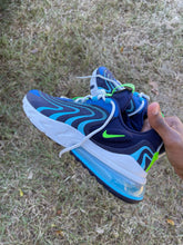 Mid night Navy Nike air max 270 sz. 9.5
